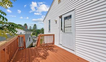 129 Simmonsville Ave, Johnston, RI 02919