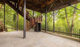 6512 RIDGE Dr, Bethesda, MD 20816