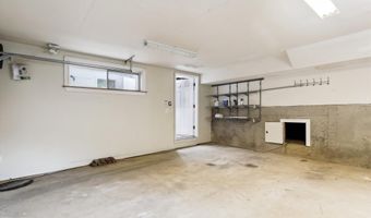 9915 ASHBURTON Ln, Bethesda, MD 20817
