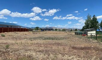 320 Leesburg Ln, Challis, ID 83226