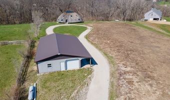 2569 N 46th Rd, Somonauk, IL 60552