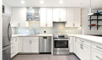 68 Walaka St 5, Kihei, HI 96753