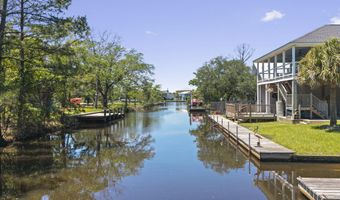 4229 21st Ave, Bay St. Louis, MS 39520