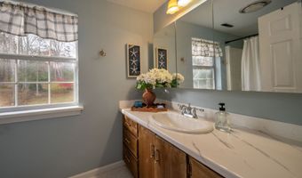 109 Old Post Rd, Clinton, CT 06413