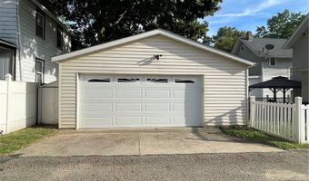 355 Cuyahoga St, Akron, OH 44310