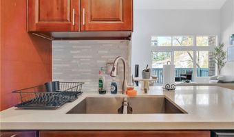 5700 Etiwanda Ave 252, Los Angeles, CA 91356