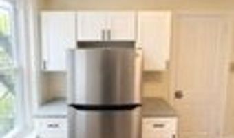 427 N 5Th St #2, Allentown, PA 18102