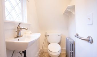 28 Rosewood Ave, Cranston, RI 02905