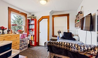 157 Riverside Dr, Augusta, ME 04330