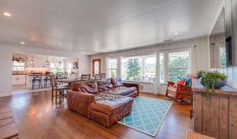 636 E 9th Ave, Escondido, CA 92025