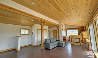 620 Tune Dr, Arroyo Hondo, NM 87513