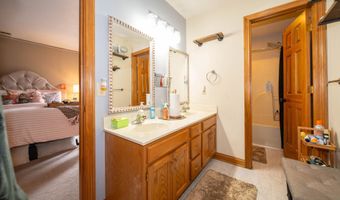 1145 Forest Commons Dr, Avon, IN 46123