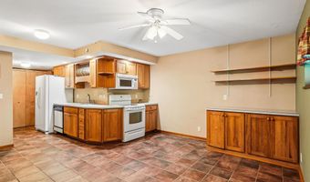 2410 State Ave, Ames, IA 50014