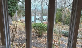 2639 GREENBRIAR Ln, Annapolis, MD 21401