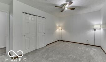 18 Maple Dr, Bargersville, IN 46106