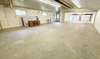 1409 S McCoy St, Aberdeen, SD 57401