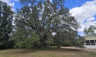 632 Carver Cir, Alford, FL 32420