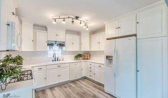 3183 Curry Ln, Abilene, TX 79605