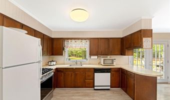329 Hog House Hill Rd, Exeter, RI 02822