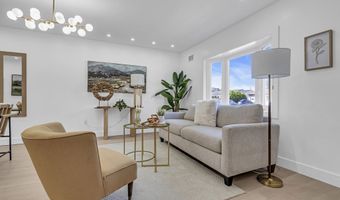 8 Mizzen Dr, Barnegat, NJ 08005