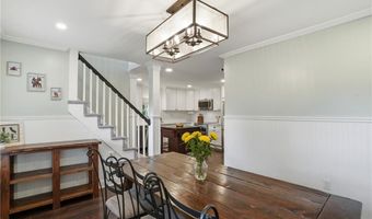 91 Sowams Rd, Barrington, RI 02806