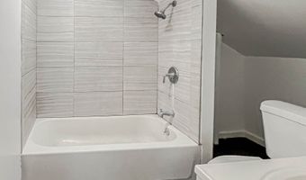 16 Jones Ave 2, Bridgeport, CT 06604