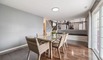 375 Partridge Ct, Algonquin, IL 60102