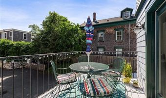 93 MILL St B, Newport, RI 02840