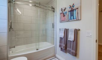 7411 Brava St, Carlsbad, CA 92009