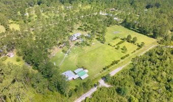 634 Alapaha River Dr, Alapaha, GA 31622