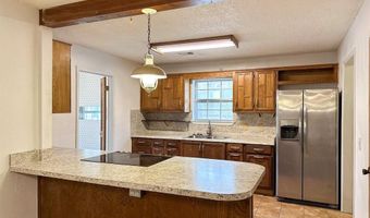 5805 Pecan Cir, Alvarado, TX 76009