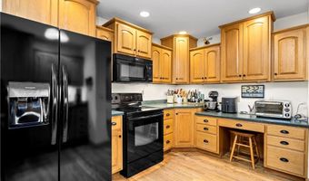 12488 Baumhart Rd, Amherst, OH 44001