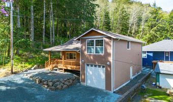 303 S MARINE St, Rockaway Beach, OR 97136