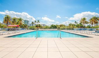 3675 N Country Club Dr 1006, Aventura, FL 33180