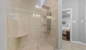 14 STONEBRIDGE Dr, Hockessin, DE 19707