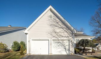 10 SANDY BOTTOM Ln, Barnegat, NJ 08005