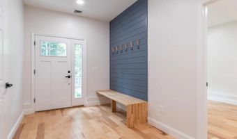 28 Colony Dr, Barnstead, NH 03225