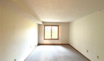 1415 Lake St 122, Alexandria, MN 56308