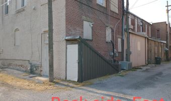 112 N Madison Ave, Aurora, MO 65605