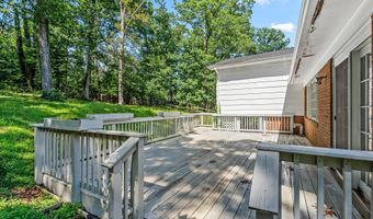 6828 WINTER Ln, Annandale, VA 22003