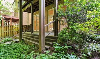 6113 GOLDTREE Way, Bethesda, MD 20817