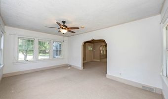 1001 42nd St, Des Moines, IA 50311