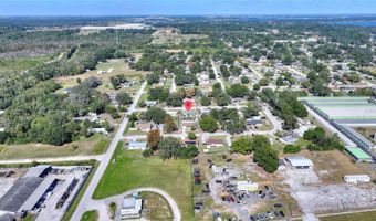 221 DOROTHY St, Auburndale, FL 33823