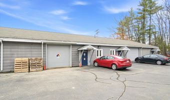 8 Chestnut Dr, Bedford, NH 03110