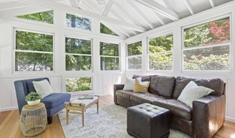 25 Revolutionary Rd, Acton, MA 01720