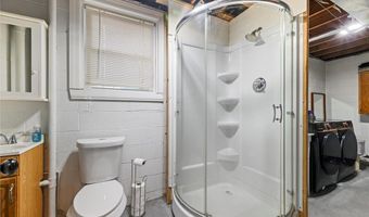 4241 Wedgewood Dr, Austintown, OH 44511