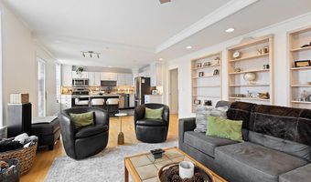 24 Pleasant St, Bangor, ME 04401