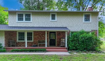 4 Orange Ln, Arkansas City, KS 67005