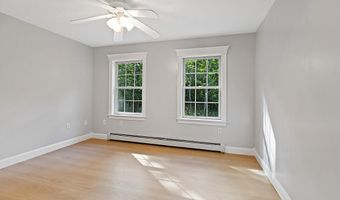 25 Lake Grove Ln, Auburn, ME 04210
