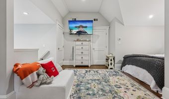 44 Washington Pl, Villas, NJ 07450